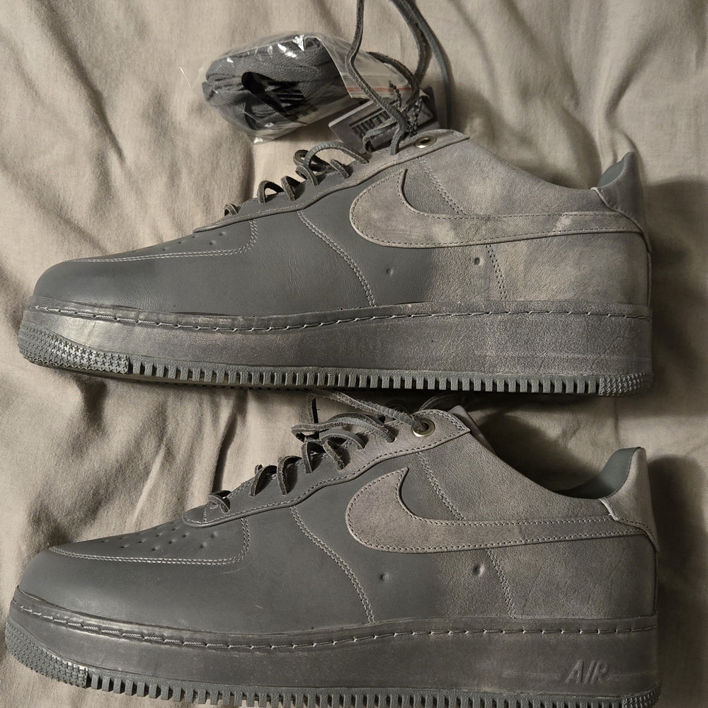 RARE RARE RARE DS/VNDS Nike Air Force 1 CMFT Pigalle  Size 13 669916-090